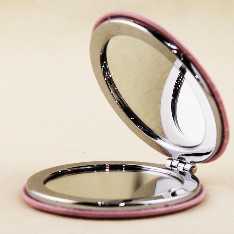 Fashionable and lovely with you with a Korean version of a portable metal mirror round mirror2