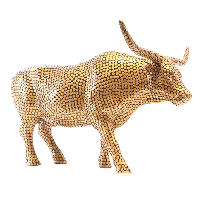 Western abstract creative high-grade resin decoration room decoration style copper cattle animal ornaments1