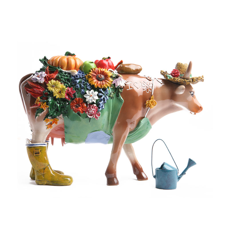 Western abstract creative high-grade resin harvest other room decoration decoration bovine animal ornaments2