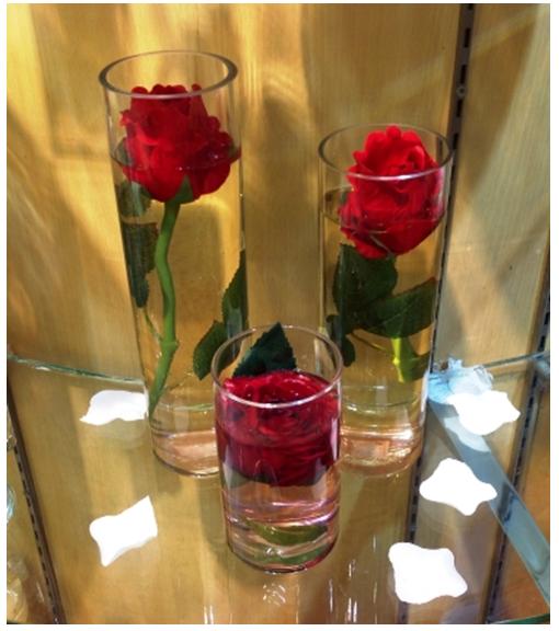 Decorative cylindrical glass bottle with 3 suits of roses2