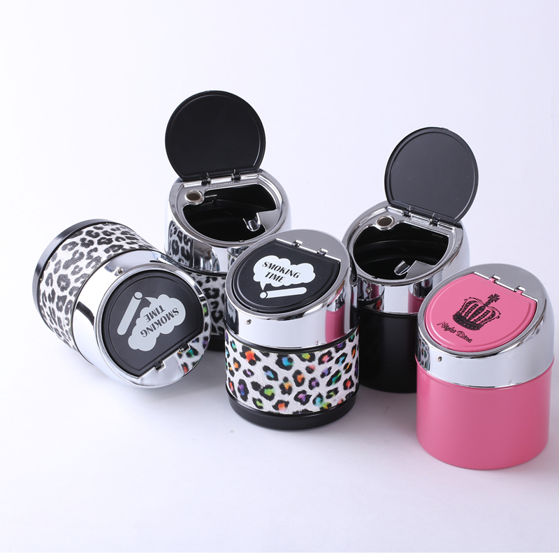 982 series of fashionable and portable adornment ashtrays1