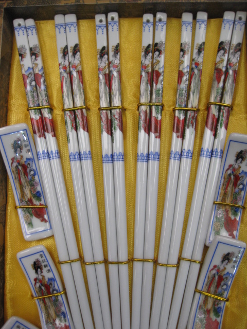 6 pairs of ceramic chopsticks1
