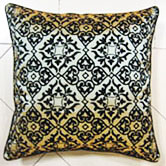 The temperament of classical small lattice pattern flocking pillow pillow bedding4
