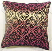 The temperament of classical small lattice pattern flocking pillow pillow bedding1