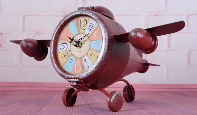 Continental retro creative iron clock decoration decoration Home Furnishing other aircraft1