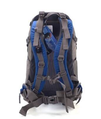 S2249 outdoor mountaineering bag3