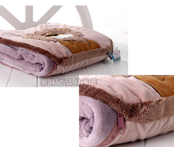 Grandlux of dual-use car air conditioning blanket pillow quilt cushion1