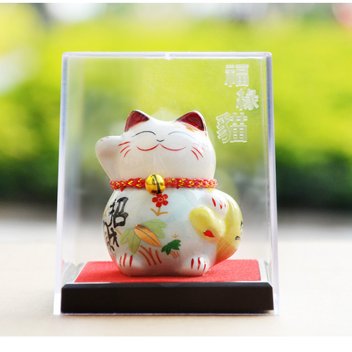 Lucky draw Japanese ceramic mini box cat shape ornaments decoration feng shui ornaments Home Furnishing1