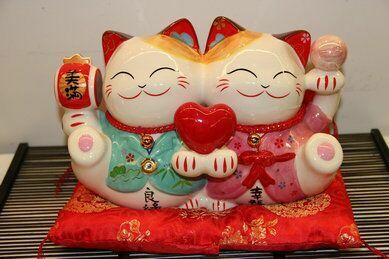 Lucky draw Japanese kimono Dalian concentric happiness cat ceramic decoration decoration from other Home Furnishing feng shui ornaments2