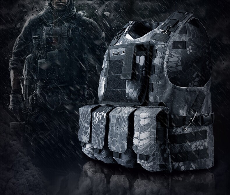 Four - dimensional outdoor armies, seal camouflage amphibious tactical vest tactics horse armor real CS armour2