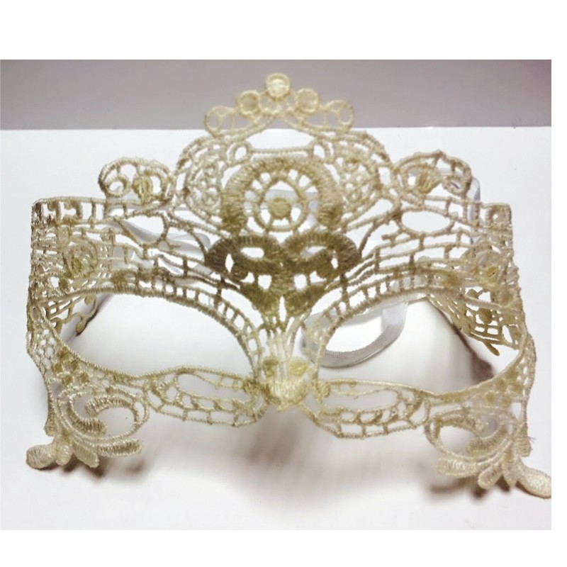 A lace mask is suitable for a variety of party birthday parties4