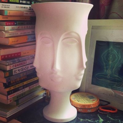 Simplicity, retro, abstract creative and multi - face vase home decoration1