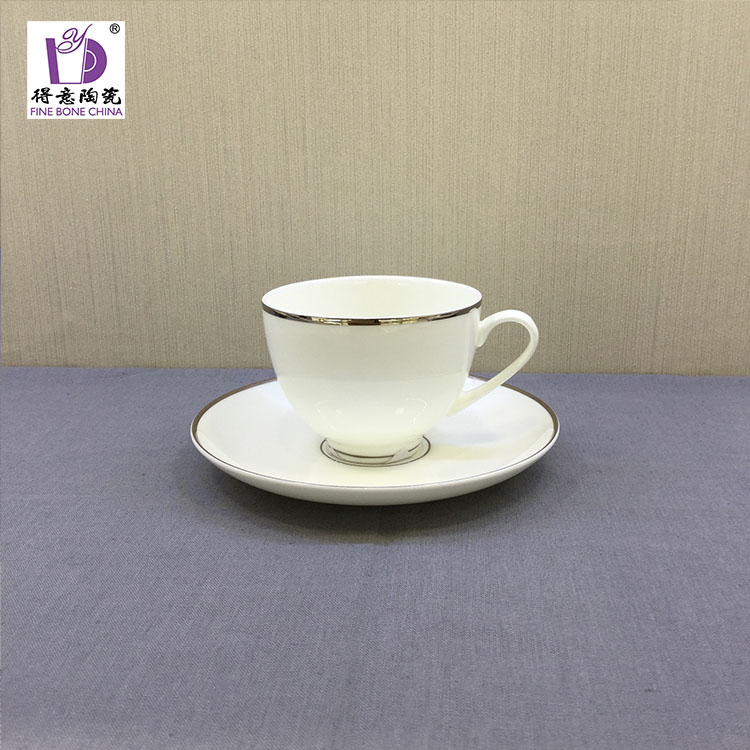 High grade ceramic coffee cup and dish white gold1