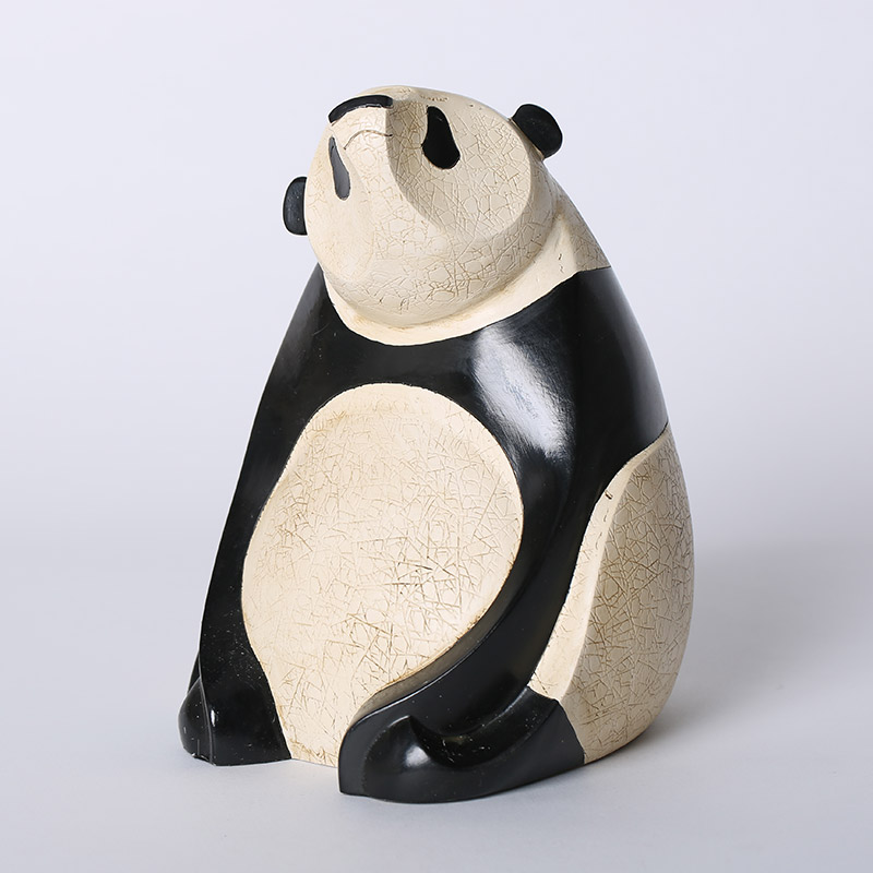Simple posture panda resin decoration 020162