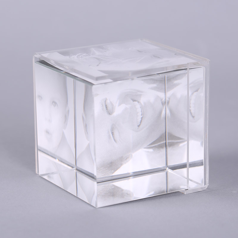 Simple creative cube photo frame2