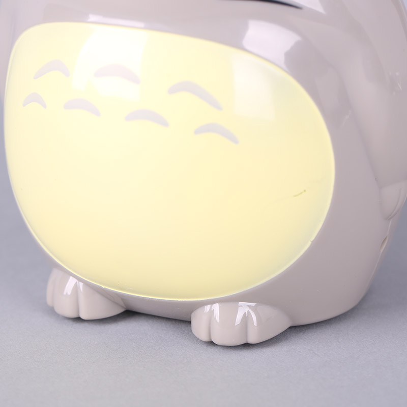 The simplicity of modern cartoon Totoro learning model desk lamp lamp5