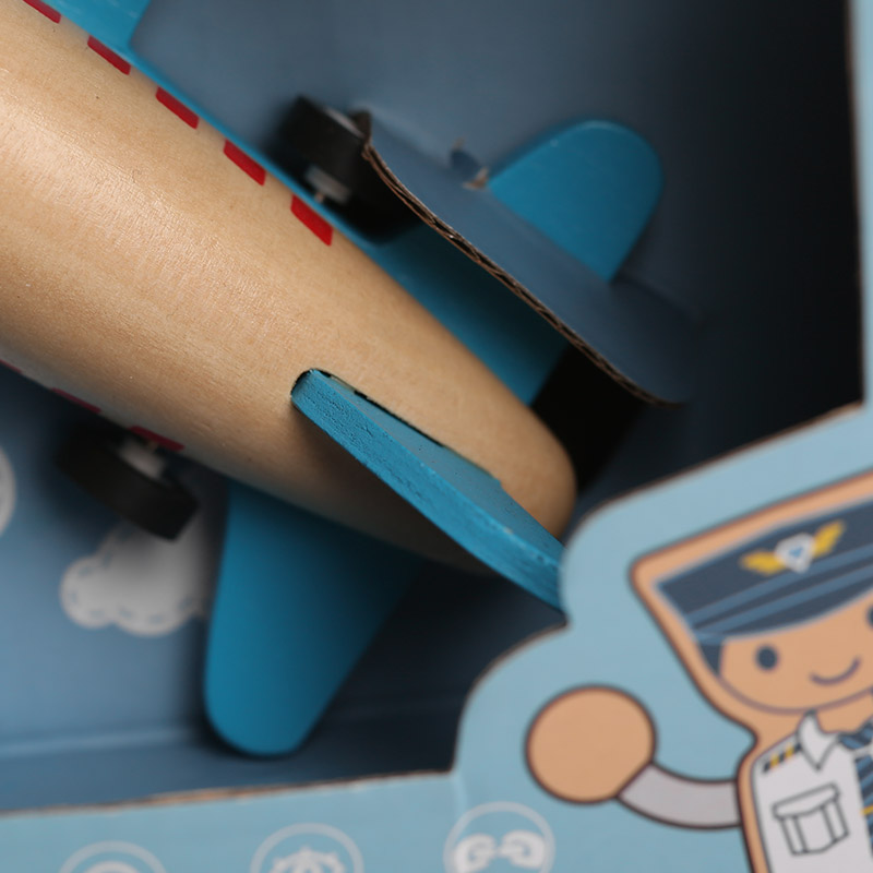 The boxed wooden toy airplane model of inertial force5