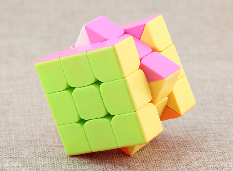 Candy color three order magic cube display box Yi Zhi smooth magic cube match science and education intelligence magic cube toy5