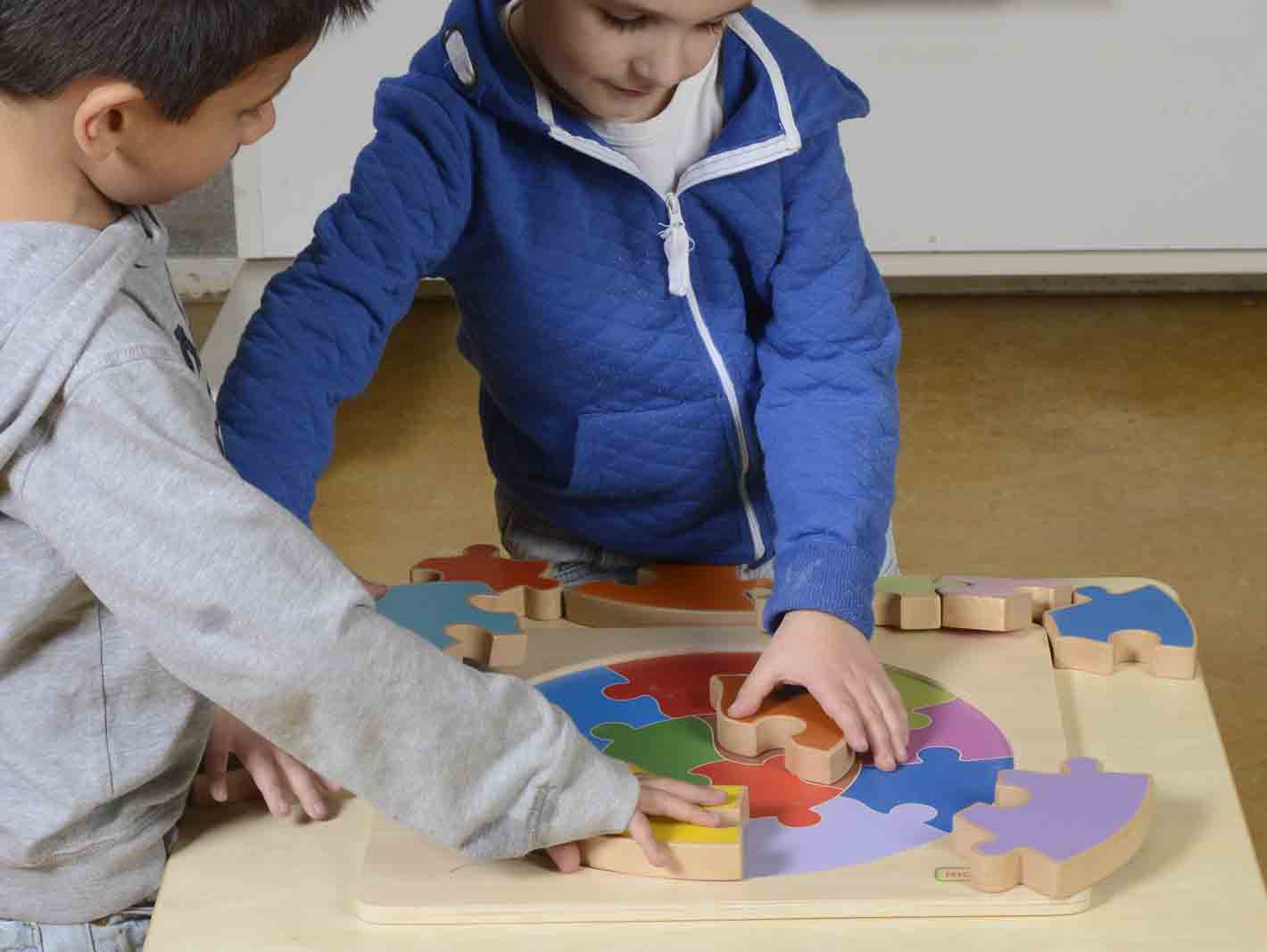 Bethd wooden giant spliced learning board toy3