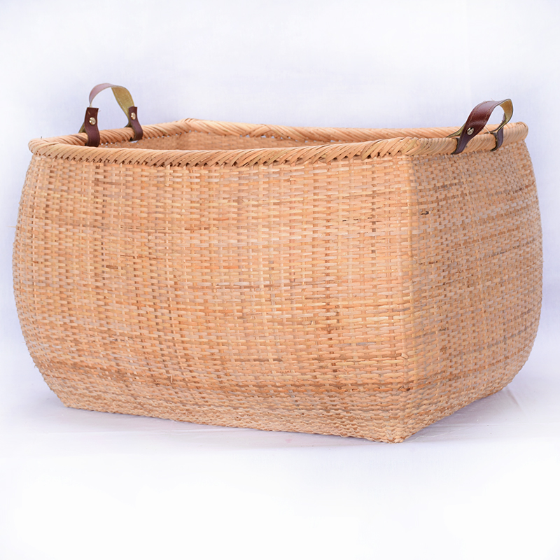 A simple straw basket basket for room decoration rattan peel pumping2