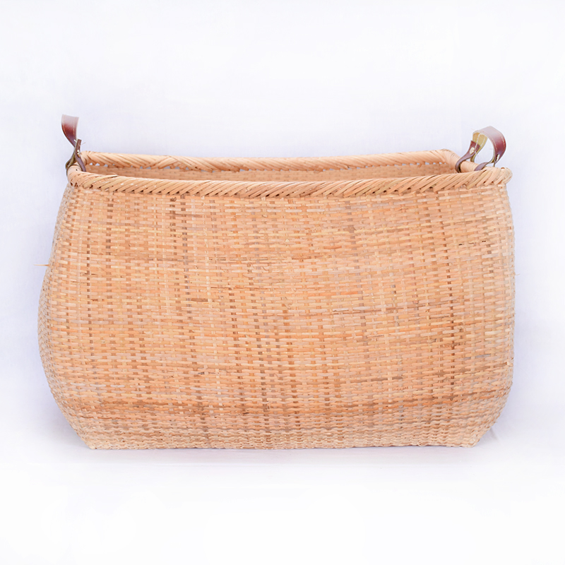 A simple straw basket basket for room decoration rattan peel pumping1