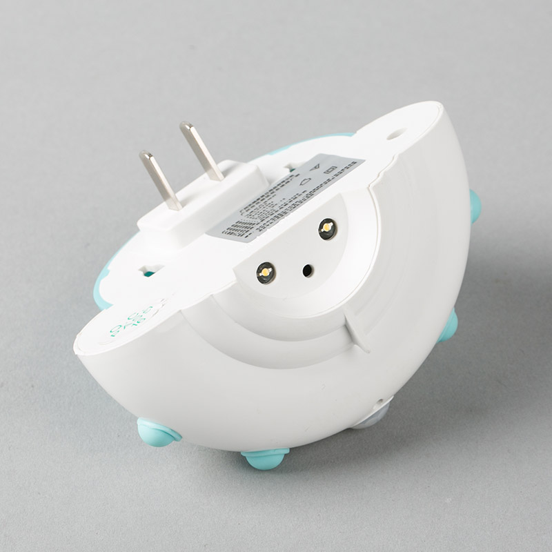 Simple creative cute remote UFO Nightlight4