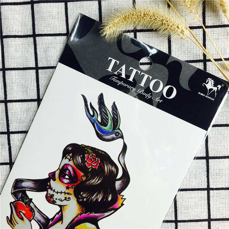 2017 new tattoo stickers for men and women waterproof and durable small fresh and fresh sexy body painting simulation tattoo paper5