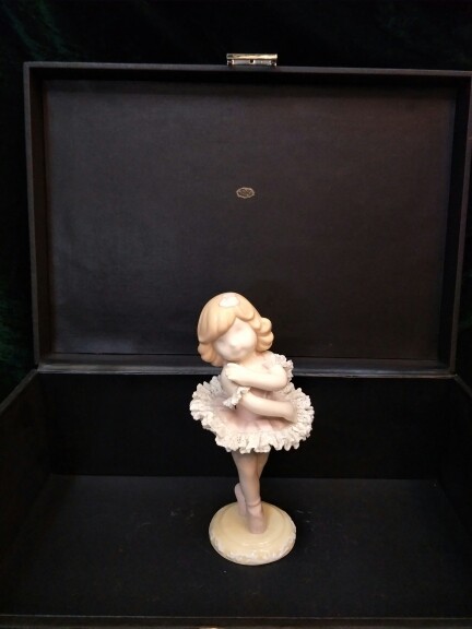 European ballet girl desktop decoration ceramic single Weihuo7