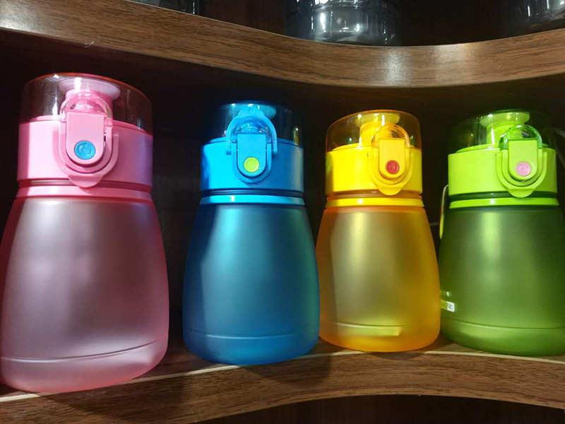 Mini child plastic cup 130861