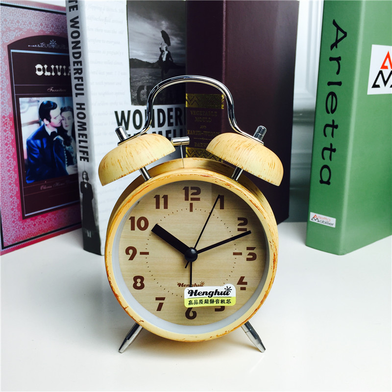 Simple Retro Old Yellow bedside clock alarm mute desktop clock creative personality2
