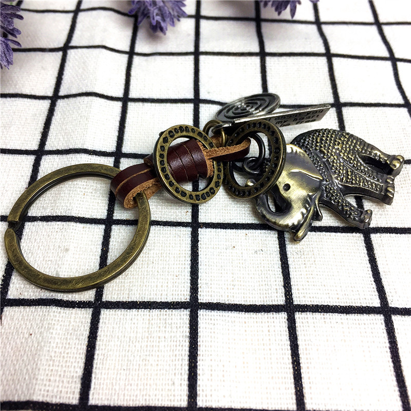 Retro and simple creative personality key ring pendant5