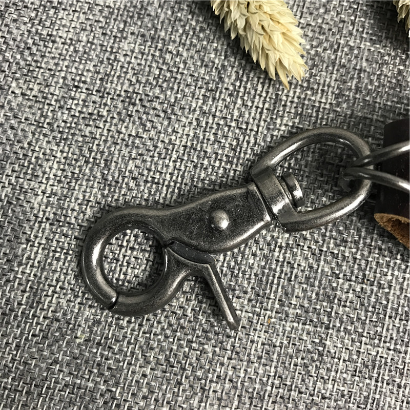 Retro and simple creative personality key ring pendant4