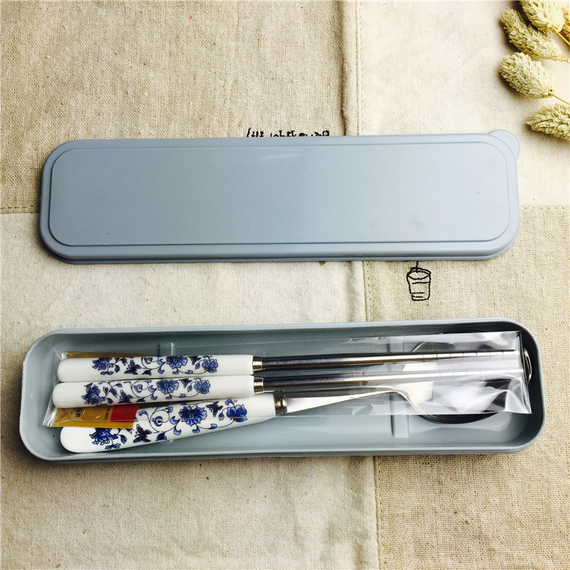 Blue and white porcelain, stainless steel, portable tableware, chopsticks, spoons, chopsticks, spoons, practical portable tableware.1