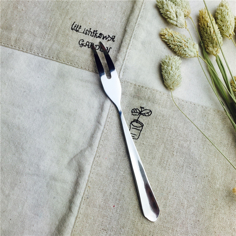 Stainless steel Western-style fruit fork2