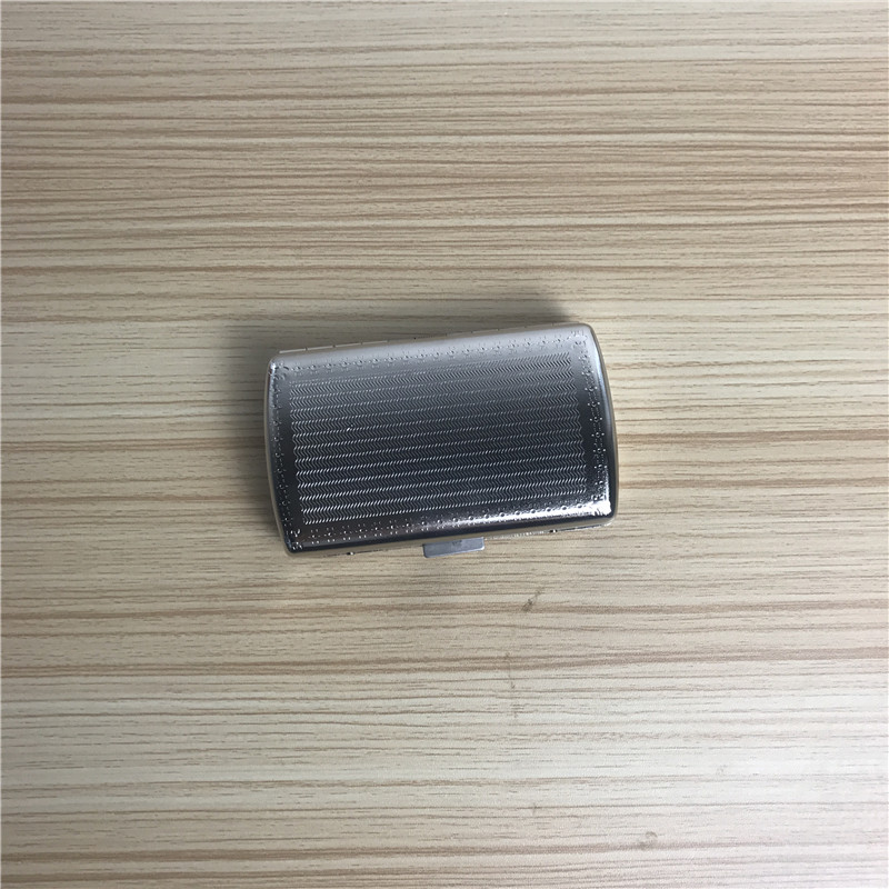 Silver creative slim cigarette case, cigarette clip, portable male cigarette box, silver creative slim cigarette box, cigarette clip, portable male cigarette box.2