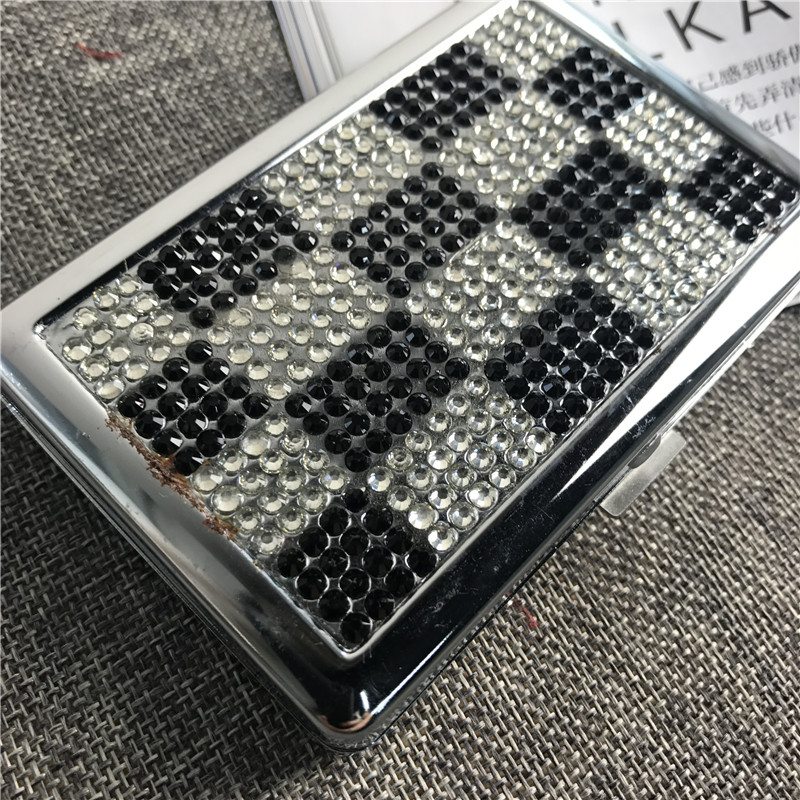 Black lattice sticker, creative slim cigarette box, cigarette clip, portable male cigarette box.3