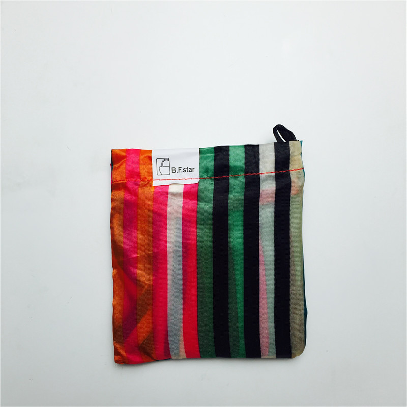 Folding shopping bags fashion bags to buy Caibao high-capacity portable bag trumpet1