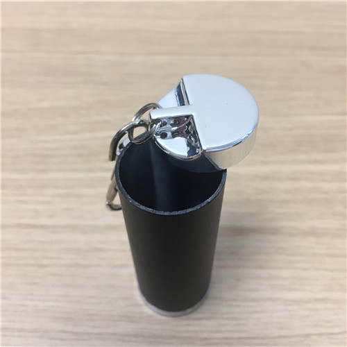 Black circular flip over portable ashtray ashtray, creative environmental protection Pocket Mini Mini ashtray3