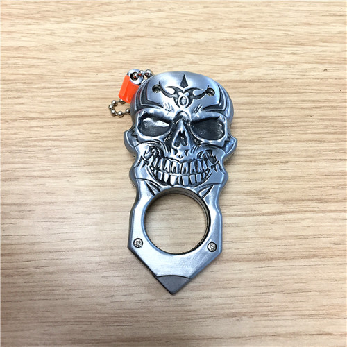 Skull shape silver lighter creative personality creative gift windproof cigarette lighter2