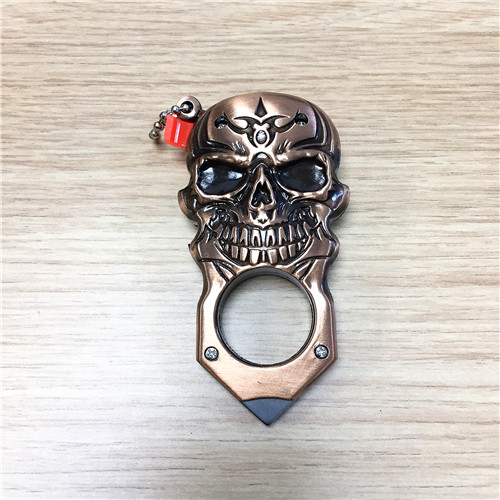 Skull shape red gold lighter creative personality creative gift windproof cigarette lighter2