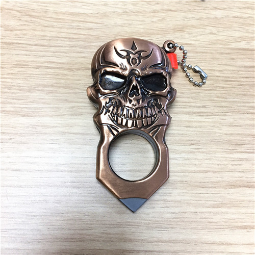 Skull shape red gold lighter creative personality creative gift windproof cigarette lighter3