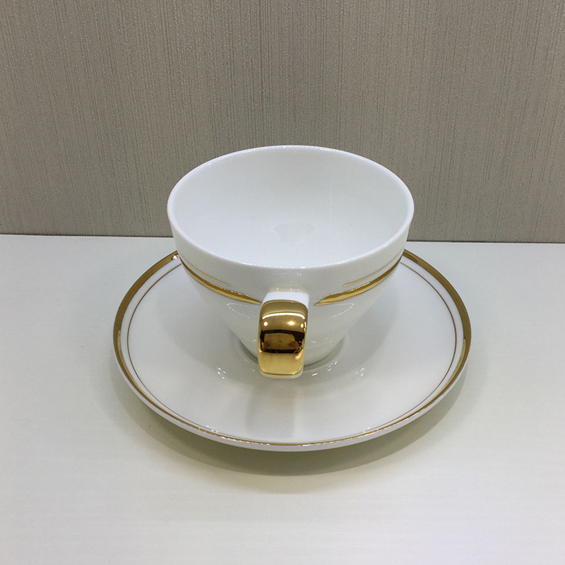 Tangshan bone china coffee cup and saucer with gold and Western coffee cups and saucers.2