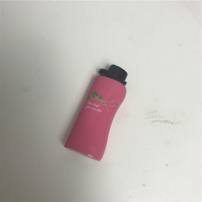 The characteristics of creative personality other lighter clover windproof cigarette lighter2