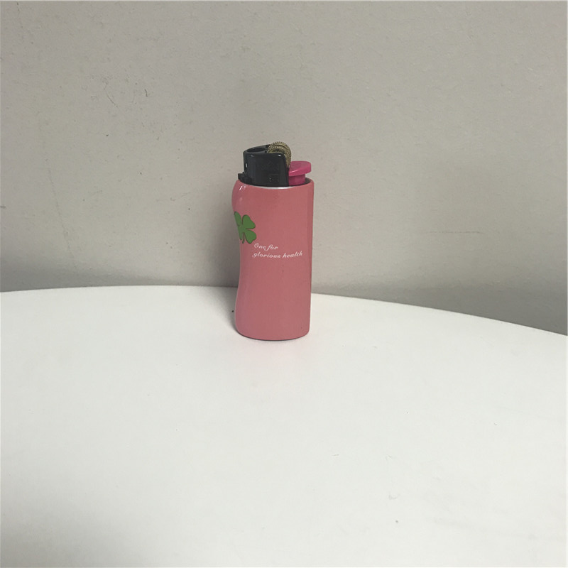 Characteristic modeling lighter, creative personality, windbreak and open fire lighter.1