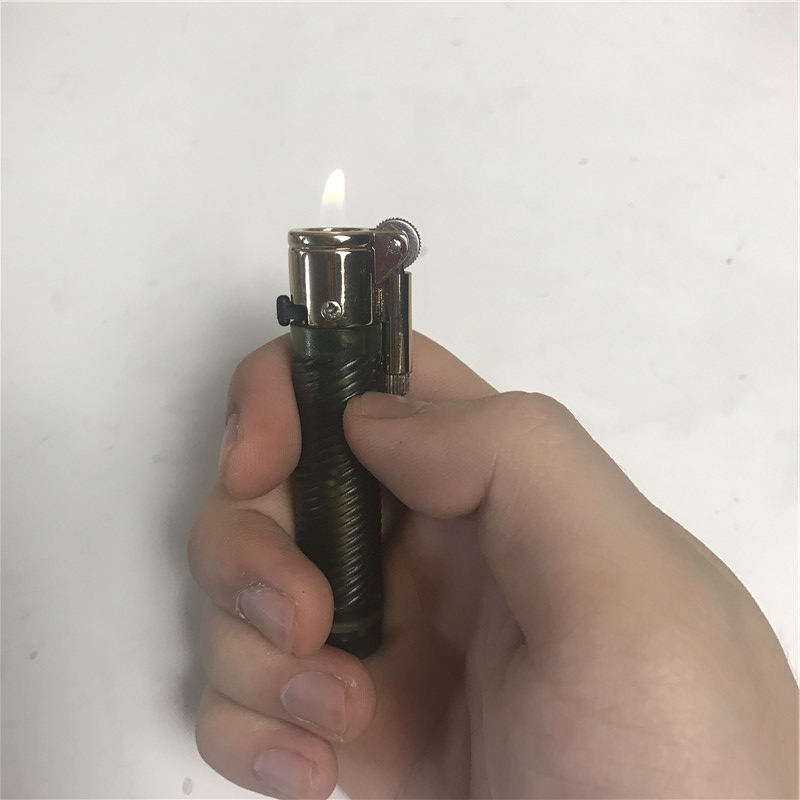 Creative modeling lighter, creative personality, windbreak and open fire lighter.3
