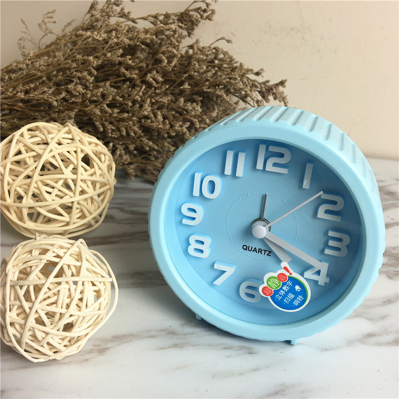 Simple creative round pattern fashionable alarm clock (sky blue)1