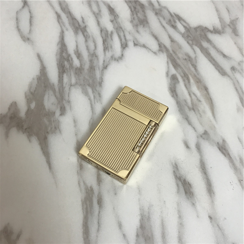 Characteristic modelling windproof lighter high-grade gift lighters gift box2