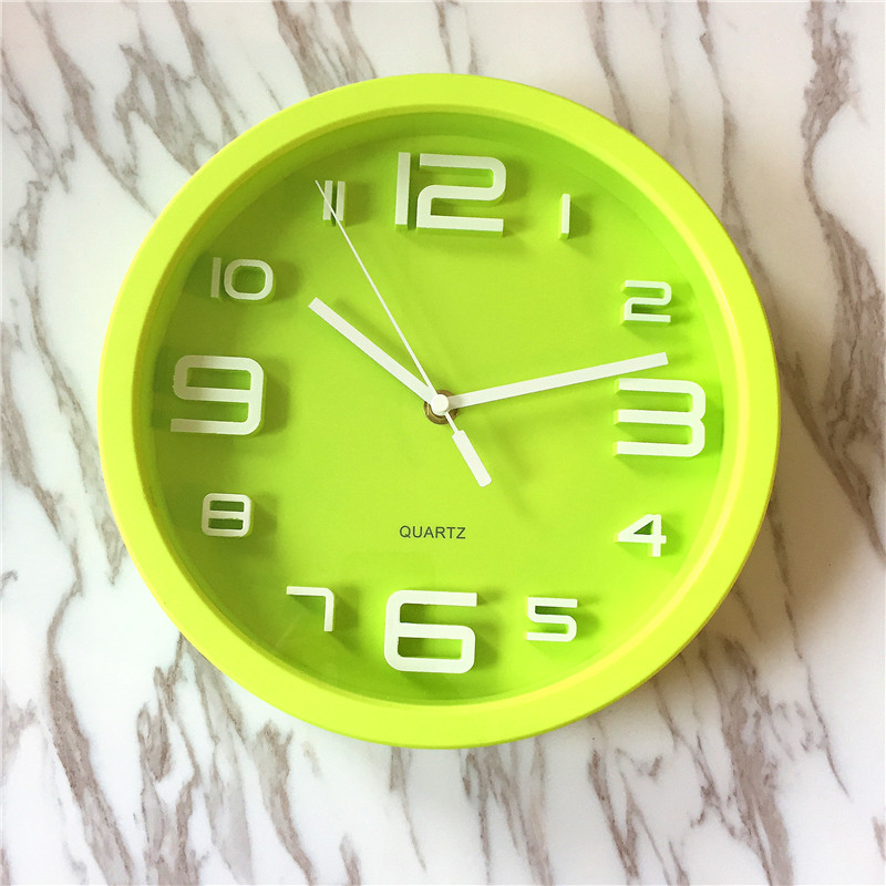 Green fashion modeling electronic clock clock1