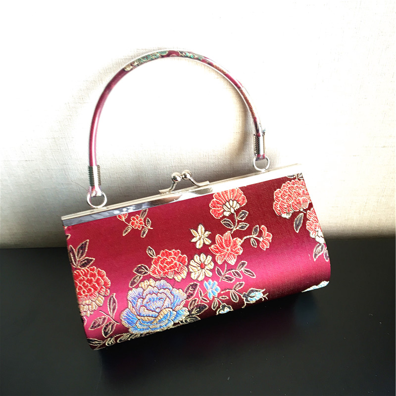 Chinese wind hand embroidered bag1