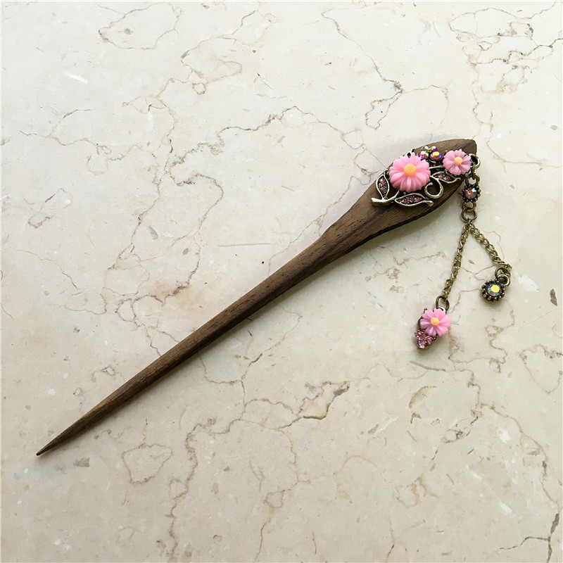 Folk style wooden hairpins1